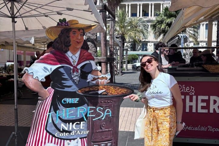 Nice: Private Treasure Hunt special bachelorette party