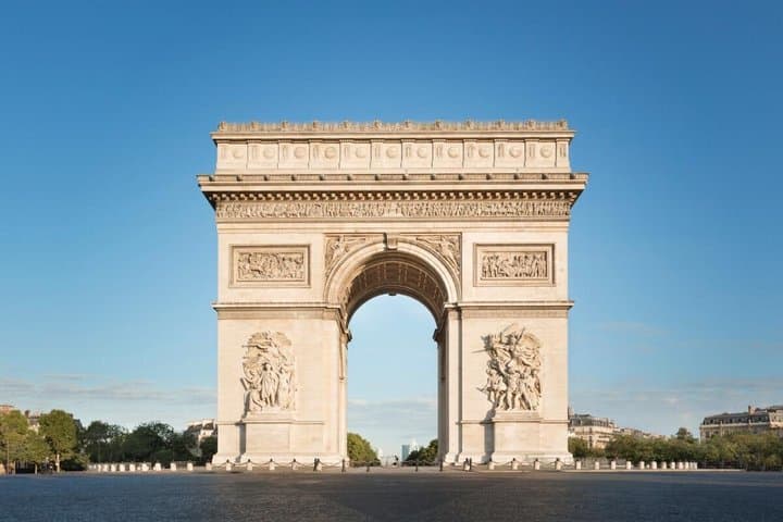 Arc de Triomphe and Rooftop Access