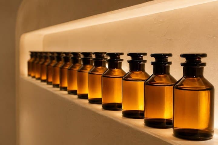Paris Atelier Le Cabinet Olfactif Tailor-made natural fragrance