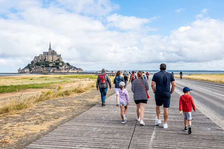 Mont Saint Michel Expert Guide and Lunch Included From Le Havre