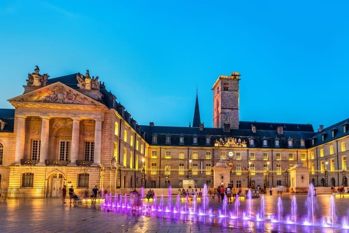 Dijon Scavenger Hunt & Highlights Self-Guided Walking Tour