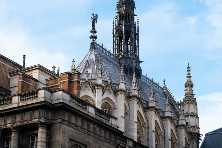Cité Island Guided Notre Dame Sainte Chapelle and Conciergerie