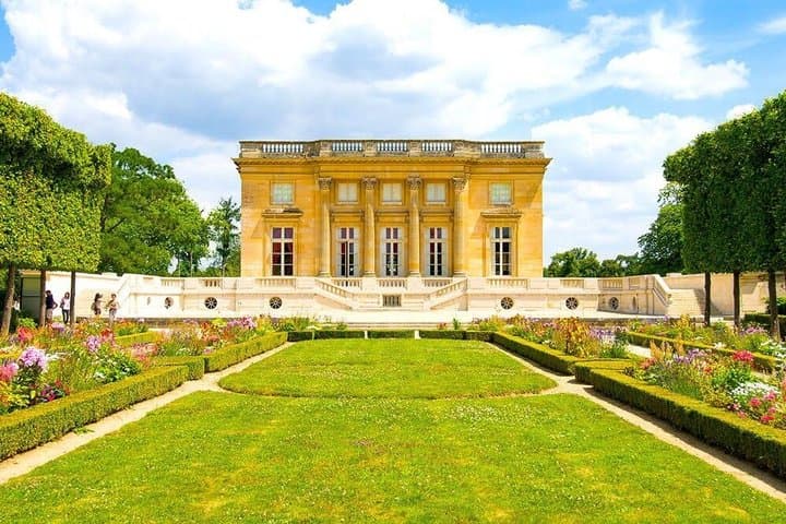 Versailles Trianon Estate and Gardens Entrance Ticket
