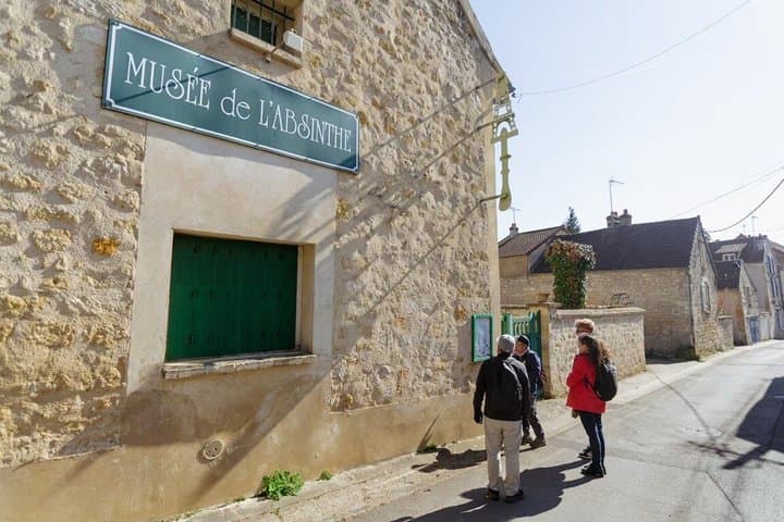 Hiking Adventure in Van Gogh's Footsteps with 6 miles walk