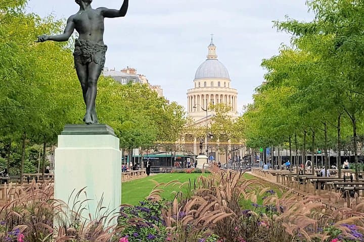 Luxembourg Garden Smartphone Tour in Paris