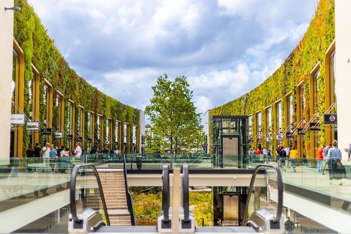McArthurGlen Paris-Giverny: Outlet Shopping Shuttle Extra 10% Off