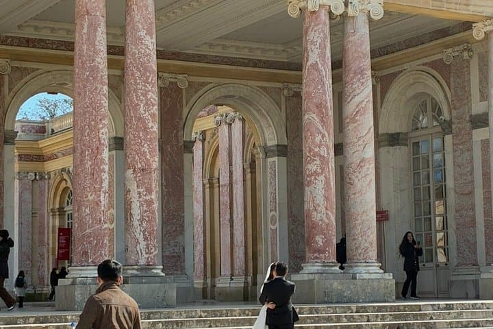 Versailles All Inclusive Guided Tour with Hotel Pickup