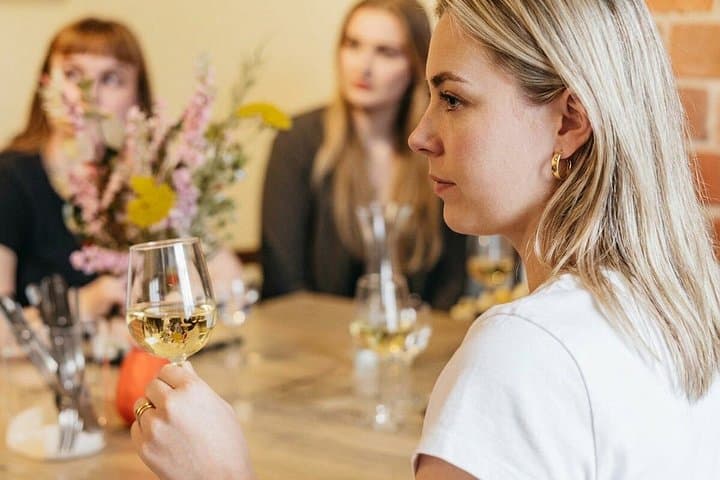 Le Marais Food and Wine Tour - French Gourmet Tastings