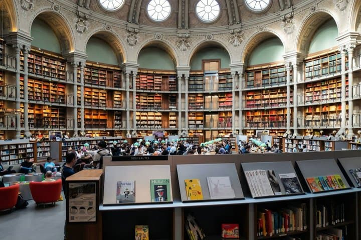 Paris Secret Covered Passages & BNF Oval Room Walking Tour