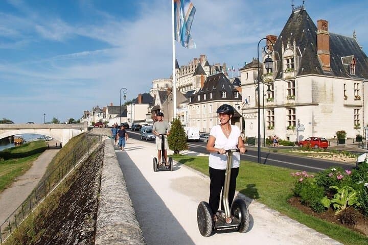 Segway Guided Tour Amboise Explore the City while having fun