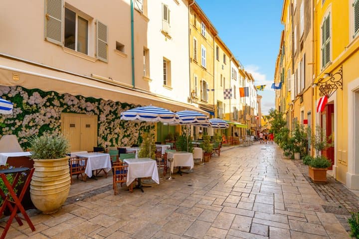 Saint-Tropez Glamour and Port Grimaud Riviera Tour Escape