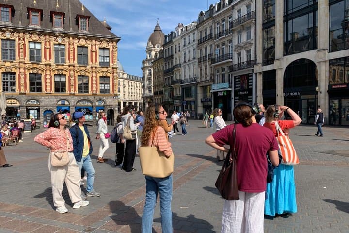 Immersive and reflective walk in Lille — past, present and future