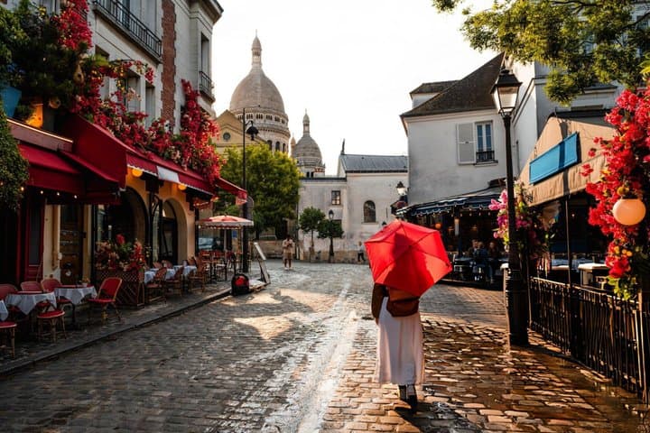 Best of Paris Guided Full Day City Tour with a Local