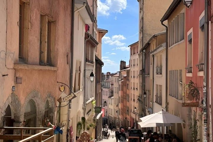 Lyon: Silk, Traboules and Art on a Guided Walk