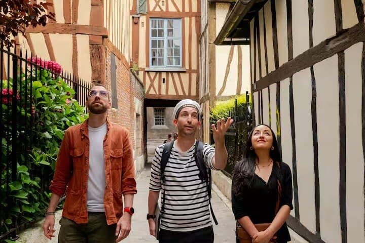 Walking and Guided Small Group Tour of Rouen's History