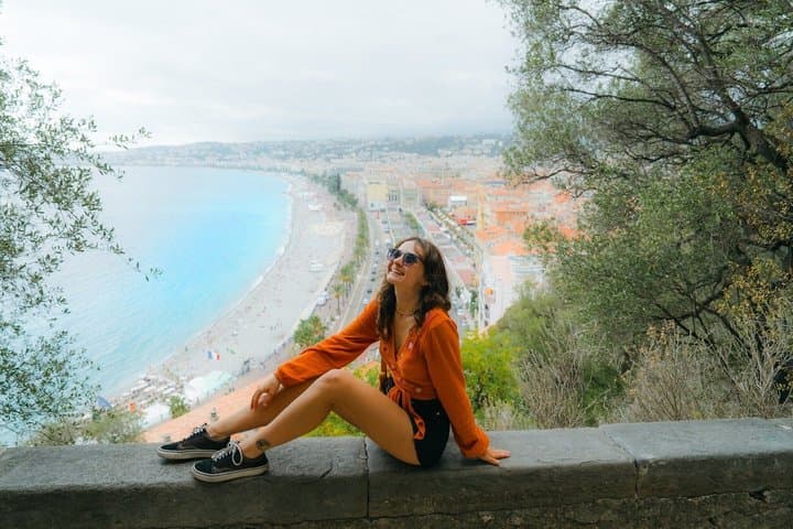 Private Photoshoot with Panoramic Views and Beach in Nice