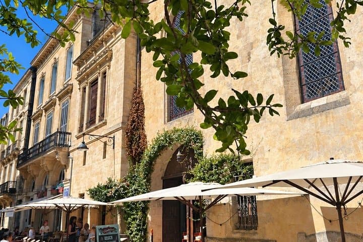 Bordeaux Walking Tour with Sweet Treat Tastings
