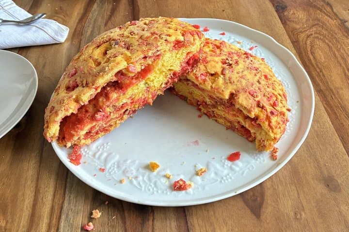 Lyon Private Pastry Tour Through Old Town and Traboules