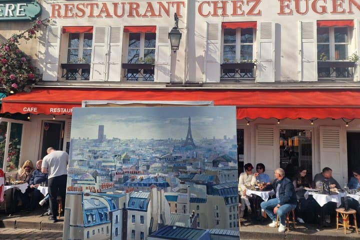 True Crime Walking Tour Paris Louvre Art Heists and Scandals