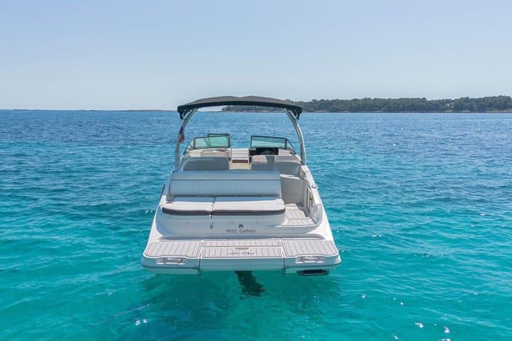 Cannes Private Morning Cruise to Lerins with French Breakfast