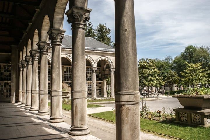 Paris Pere Lachaise Cemetery Self Guided Audio Tour