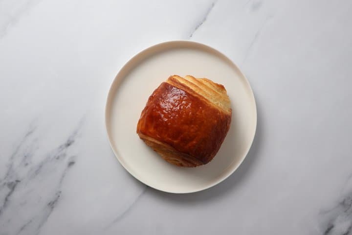 Make French croissants like a chef