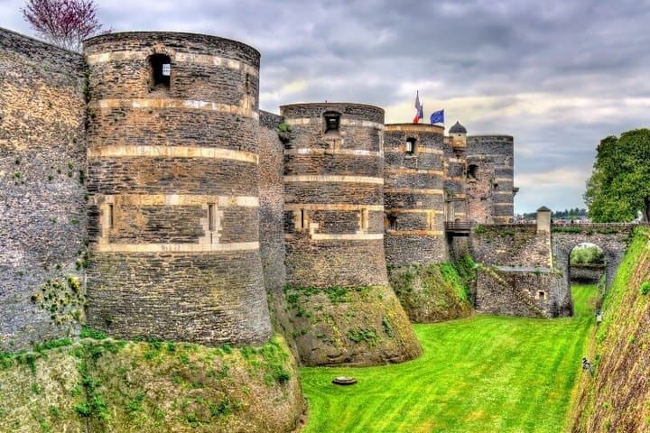 TOP Angers: Private Guided Tour with Your Mobile