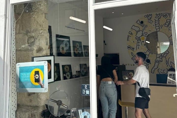 Paris photo of your iris and framed print in the Marais