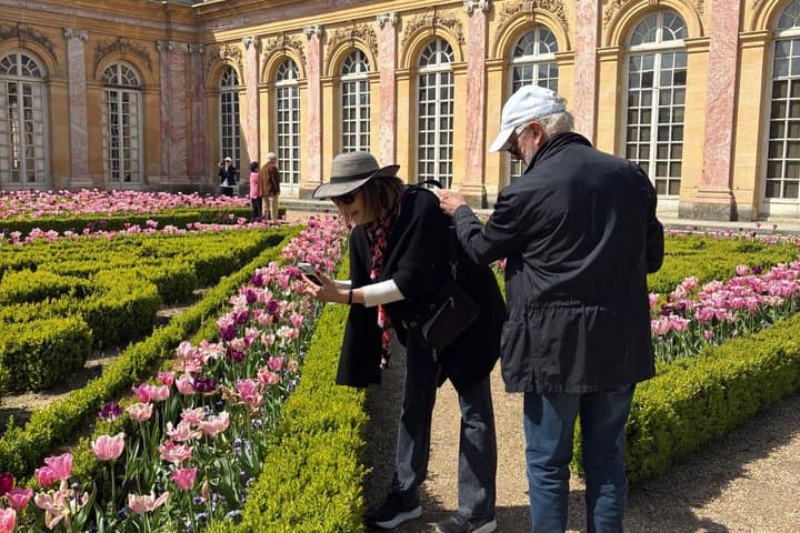Versailles private tour Trianon Gardens and entrance to the Palace