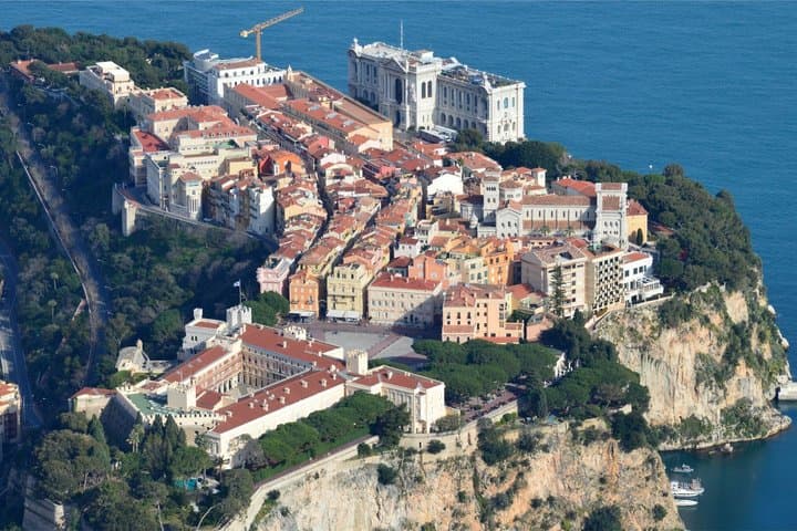 Monaco Shore with Changing of the Guard Private Excursion