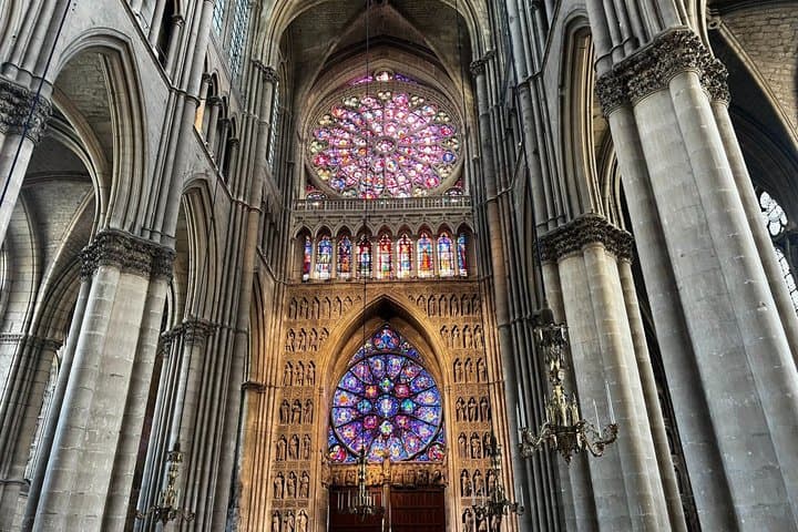 Tour of Reims: Conflicts, Royal Legacy & Champagne