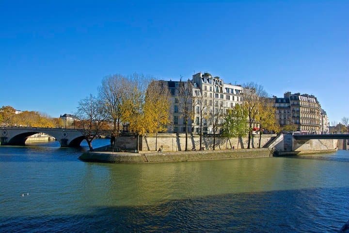 Explore Saint Germain the Latin Quarter and Paris Islands