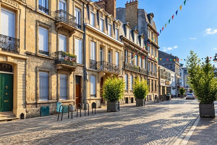 Reims City Walk Experience