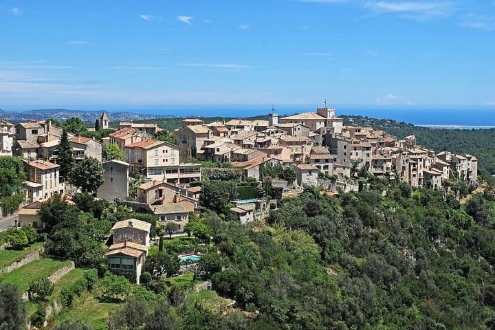 Countryside Tour and Wine Tasting