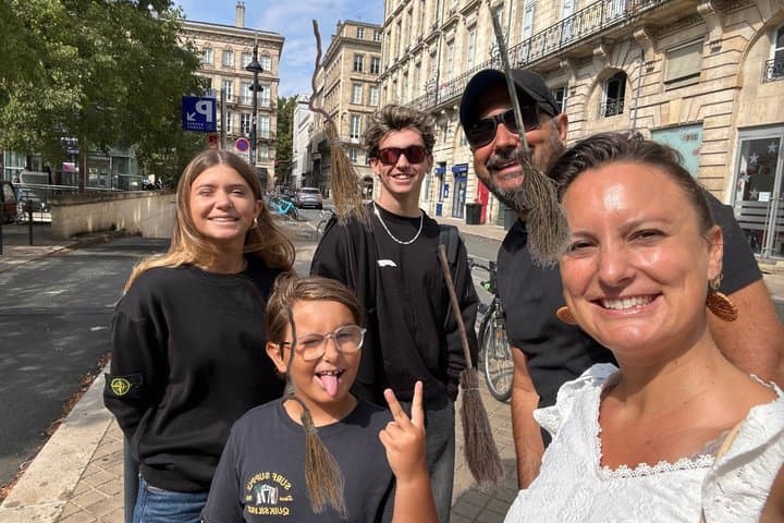Escape Game Magic Team in the streets of Bordeaux