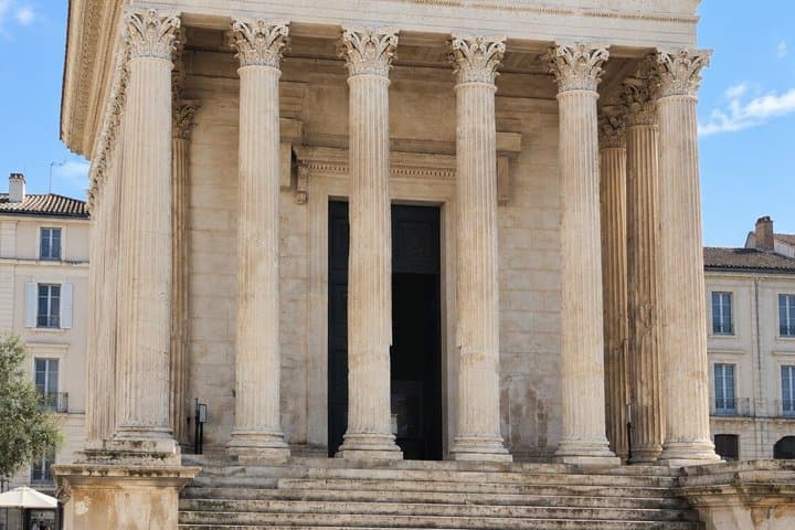 Self Guided Podcast Tour Nîmes The God in the Machine